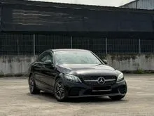 Full Service 2020 Mercedes-Benz C200 2.0 AMG Line Sedan