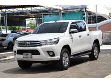 2017 Toyota HILUX REVO 2.4 Double Cab E Prerunner Pickup