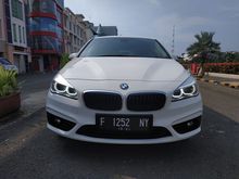 2015 BMW 218i 1.5 Sport Line Hatchback