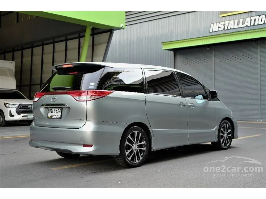 2013 Toyota Estima Aeras Wagon