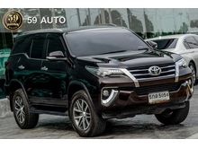 2016 Toyota Fortuner 2.8 (ปี 15-18) V SUV AT