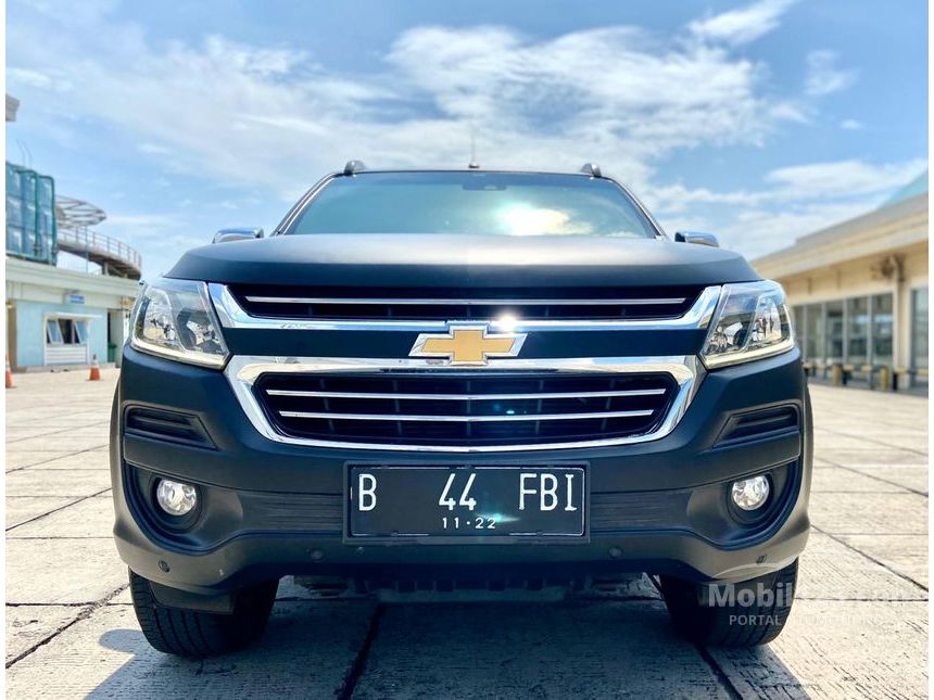 22 trailblazer colors