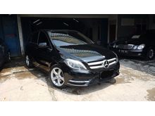 2013 Mercedes-Benz B200 Sport black km 30rb