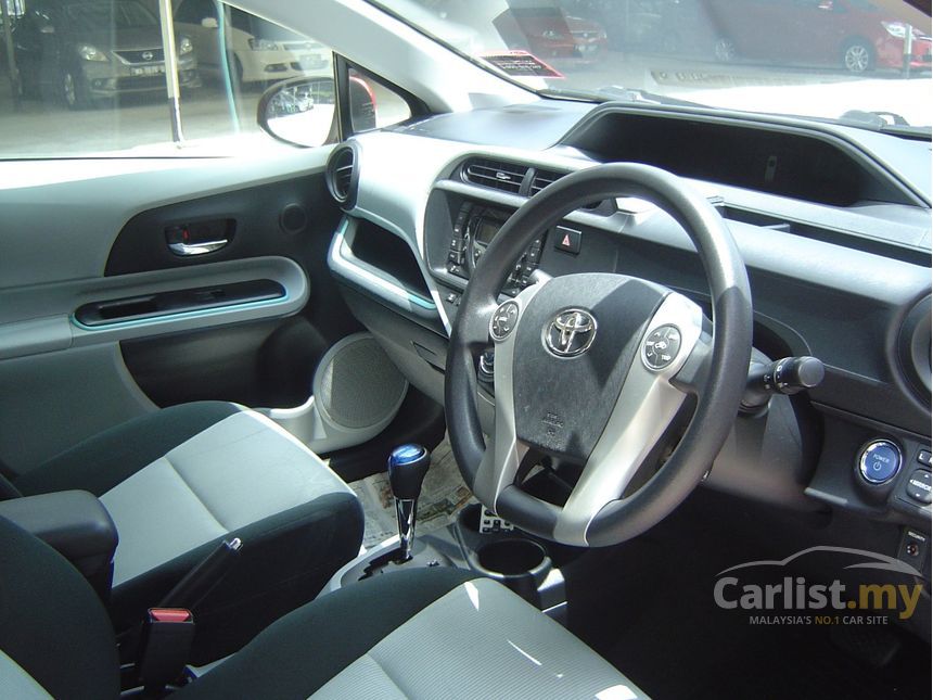 Toyota Prius C 2012 Hybrid 1 5 In Selangor Automatic Hatchback Red For Rm 27 800 6094682 Carlist My