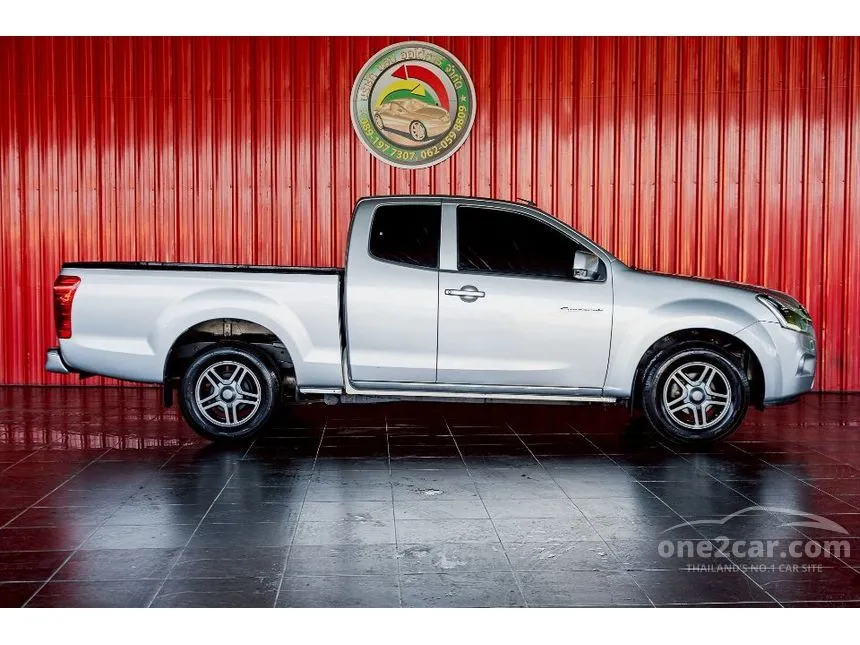 2016 Isuzu D-MAX L Space Cab Pickup
