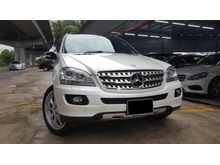 Mercedes-Benz ML350 AMG NEW FACELIFT 2008,CRYSTAL WHITE,ELECTRONIC SEATS,SUN ROOF,4 NEW TYRES,SMOOTH ENGINE GEAR BOX,10 AIR BAGS,ONE DATIN OWNER