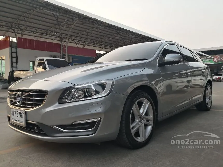 2014 Volvo V60 DRIVe Wagon