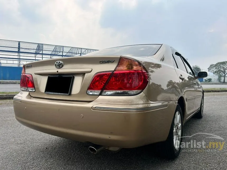 2004 Toyota Camry E Sedan