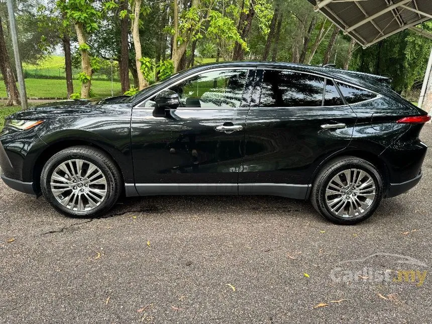 2021 Toyota Harrier Z SUV