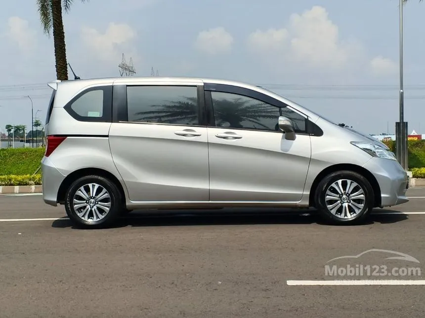 2013 Honda Freed E MPV