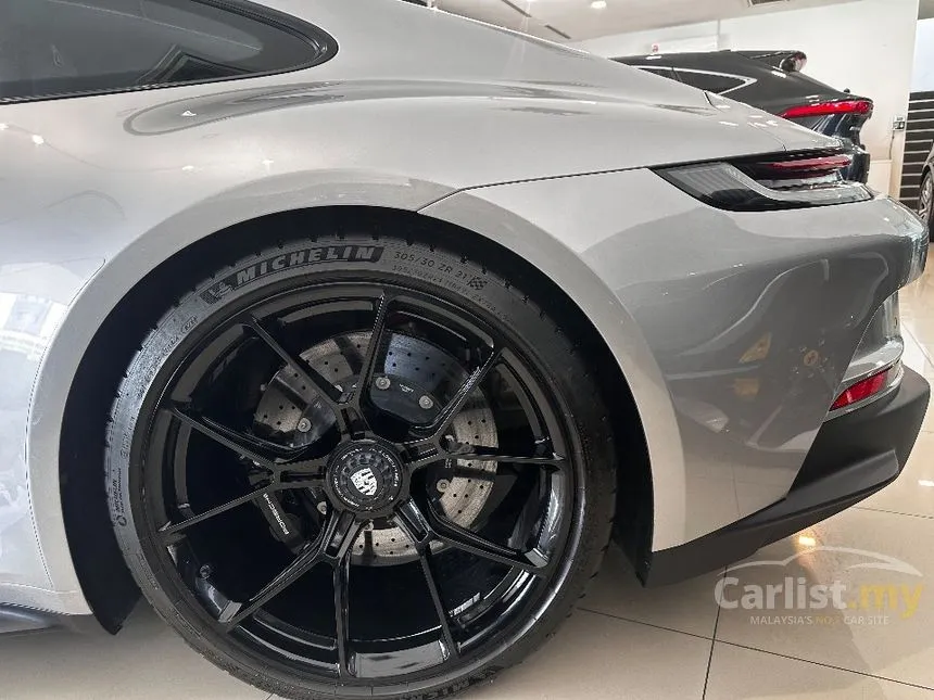 2022 Porsche 911 GT3 Touring Coupe