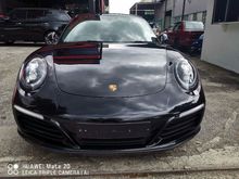 2017 Porsche 911 3.0 Carrera 4S Coupe PDLS PANORAMIC ROOF RED AND CARBON INTERIOR SPORT EXHAUST SPORT CHRONO BOSE SOUND REVERSE CAMERA UNREG