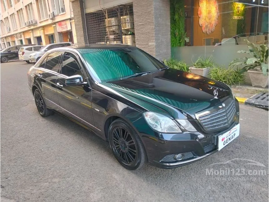 2010 Mercedes-Benz E250 CGI Sedan