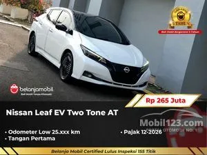 2023 Nissan Leaf (2 Tone) Hatchback