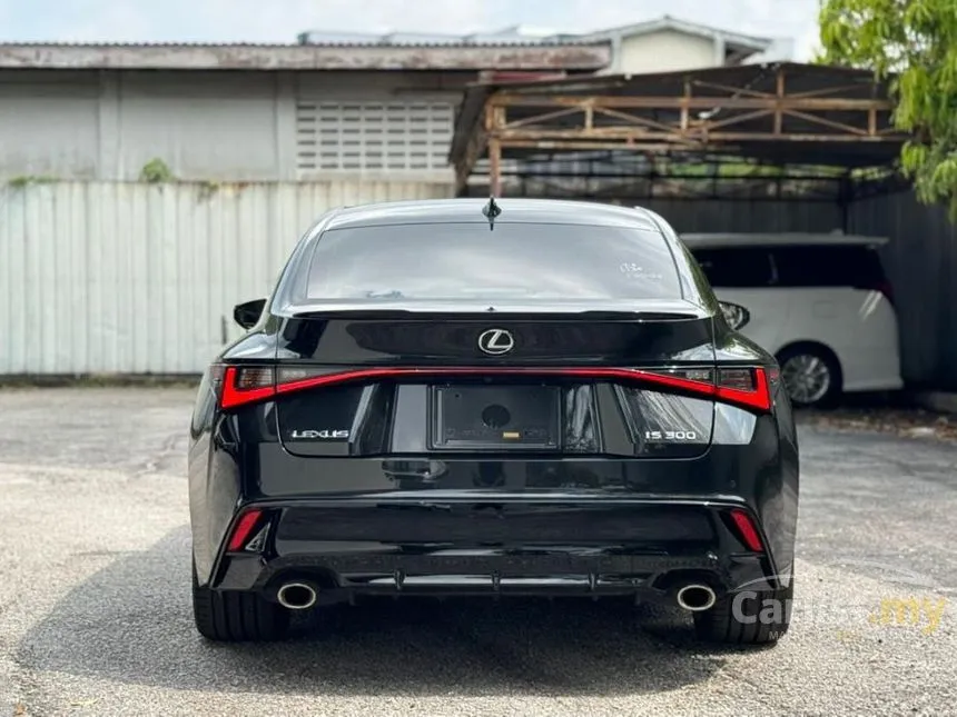 2022 Lexus IS 300 F Sport Sedan