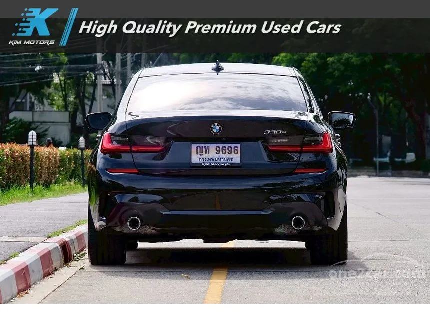 2020 BMW 330e M Sport Sedan