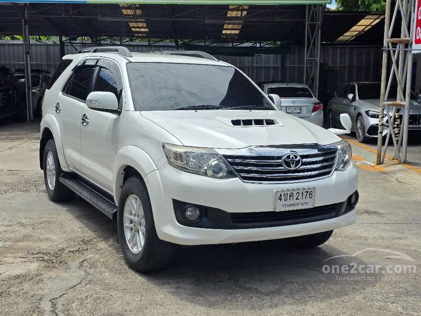 2013 Toyota FORTUNER V SUV