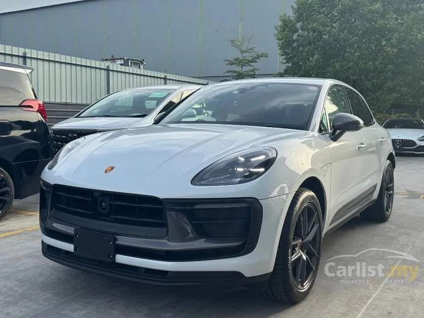 2023 Porsche Macan SUV