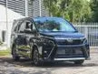 Recon 2019 Toyota Voxy 2.0 ZS Kirameki Edition MPV 2 Power Door Budget Family Car Roof Monitor - Cars for sale