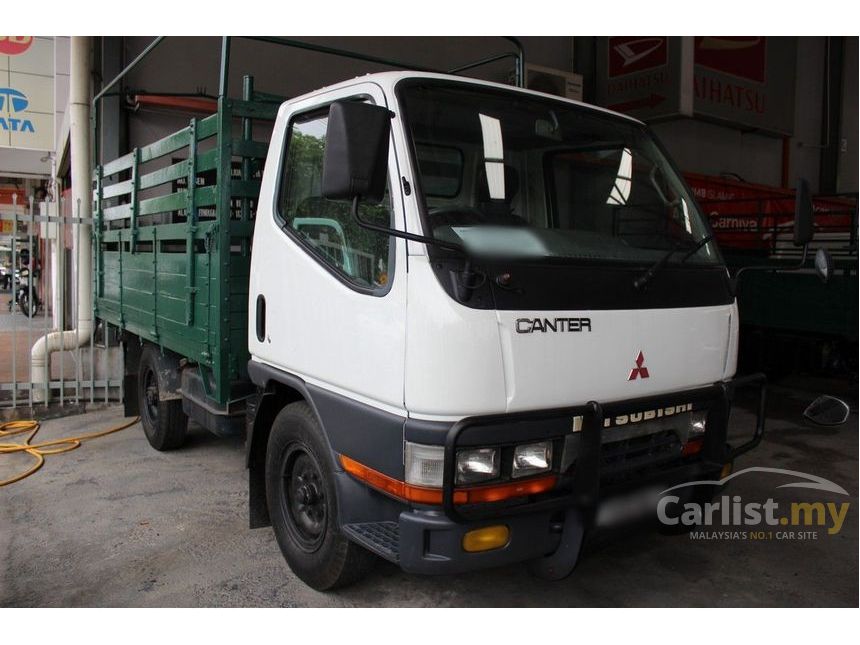 Mitsubishi Canter 2003 2.8 in Perak Manual Lorry White for 