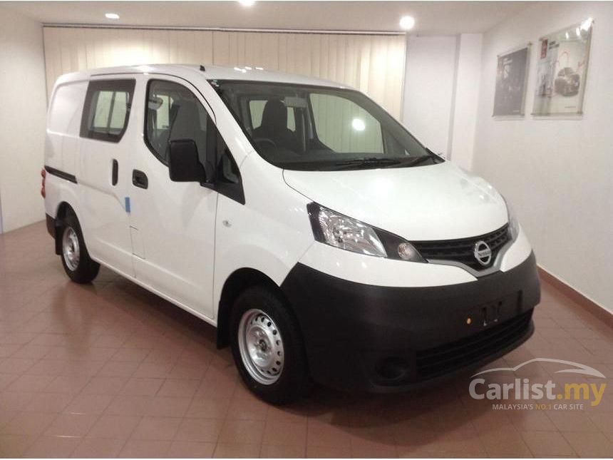 nv200 semi panel van