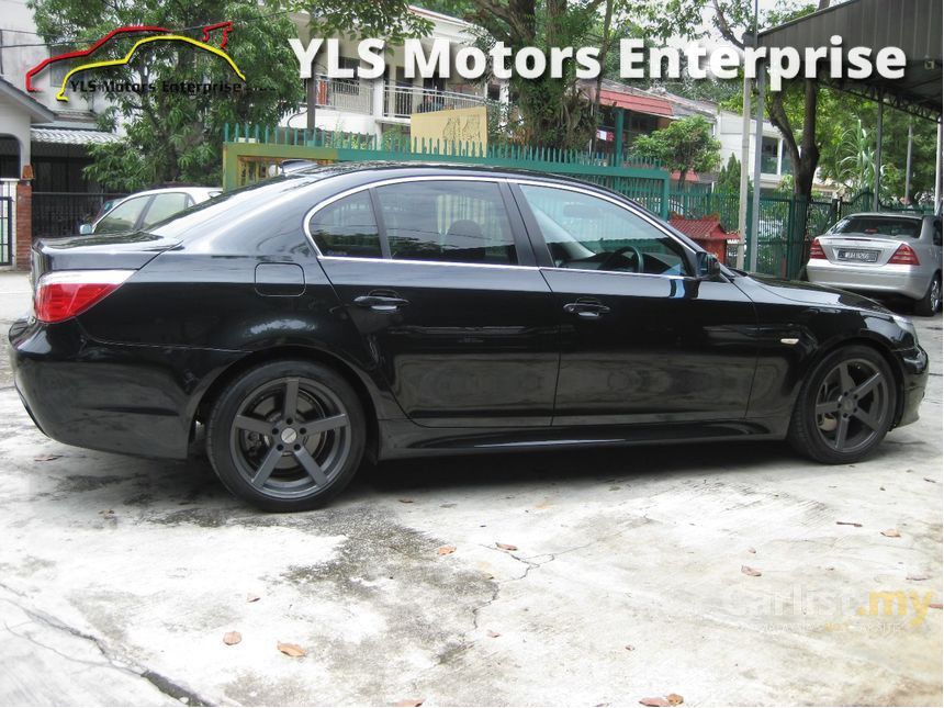 BMW 525i 2006 2.5 in Kuala Lumpur Automatic Sedan Black 