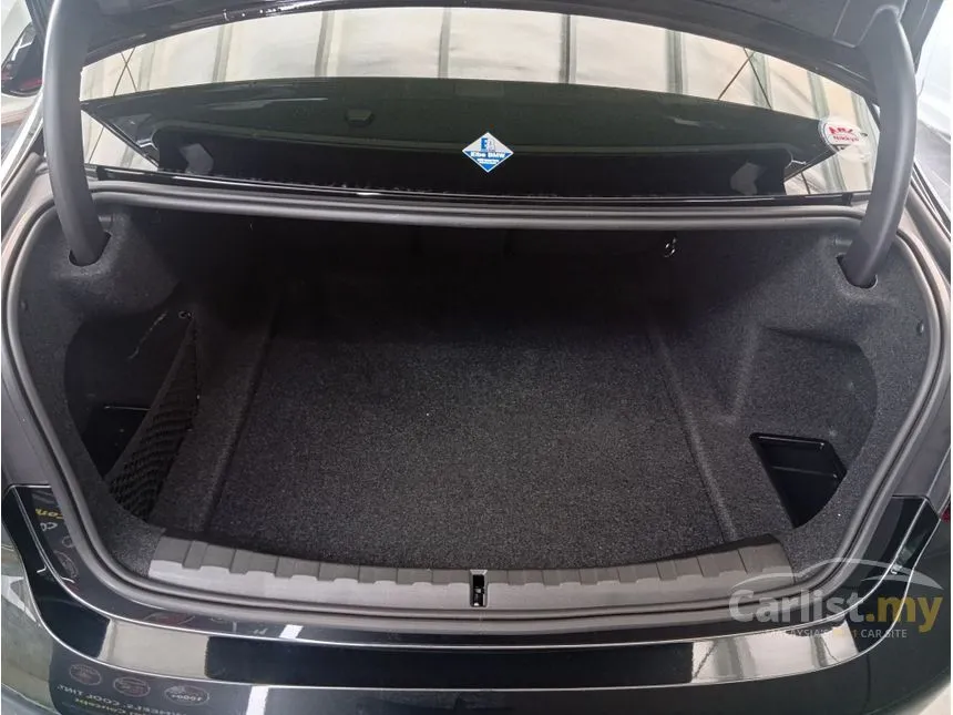 2023 BMW 320i M Sport Sedan