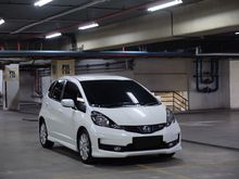 Dp 19 jt Honda Jazz 1.5 RS 2014
