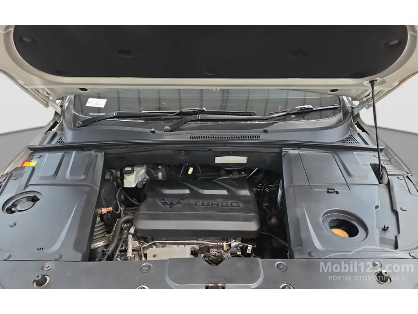 2021 Wuling Almaz RS Pro SUV