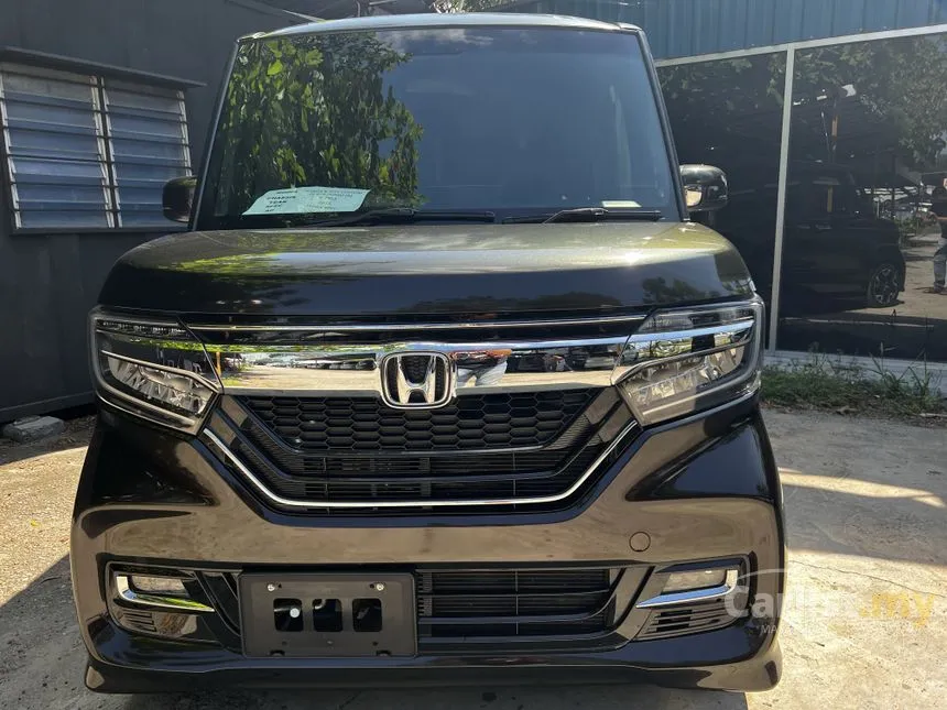 2018 Honda N-Box Custom G EX Hatchback
