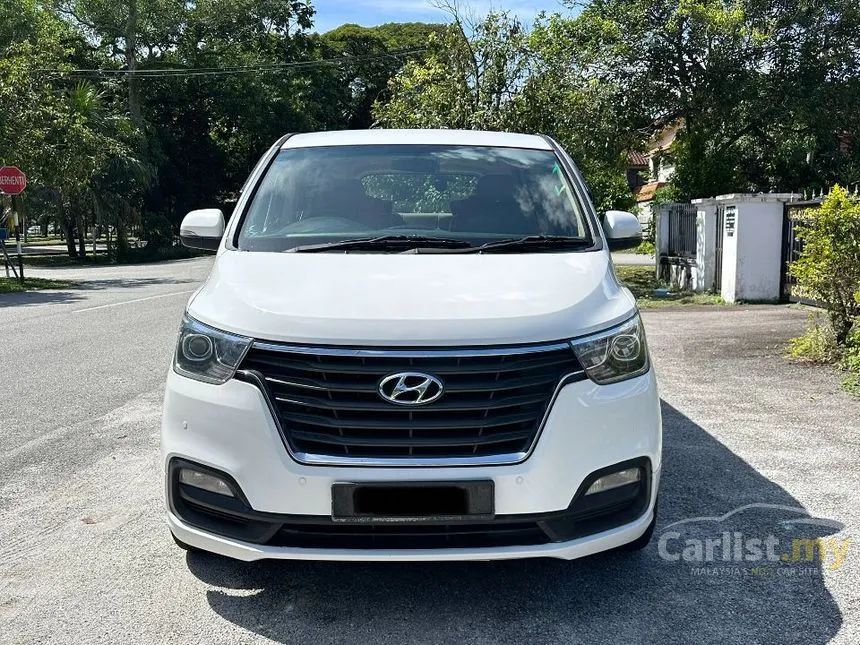 2018 Hyundai Grand Starex Executive MPV