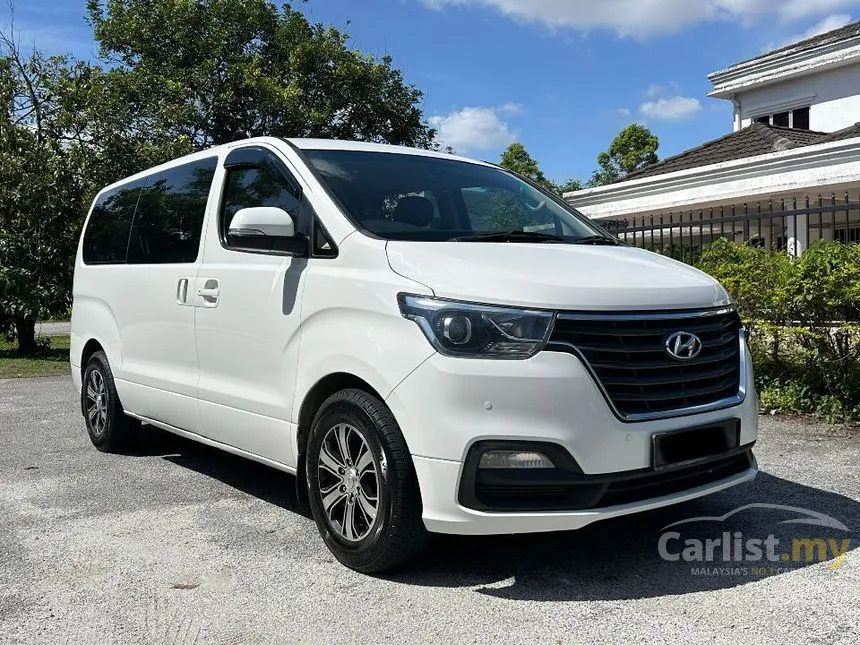 2018 Hyundai Grand Starex Executive MPV