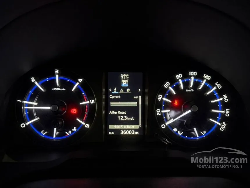 2017 Toyota Kijang Innova V MPV