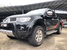 Mitsubishi Triton 2.5AT RALLI ART SPORT - 2012YM
