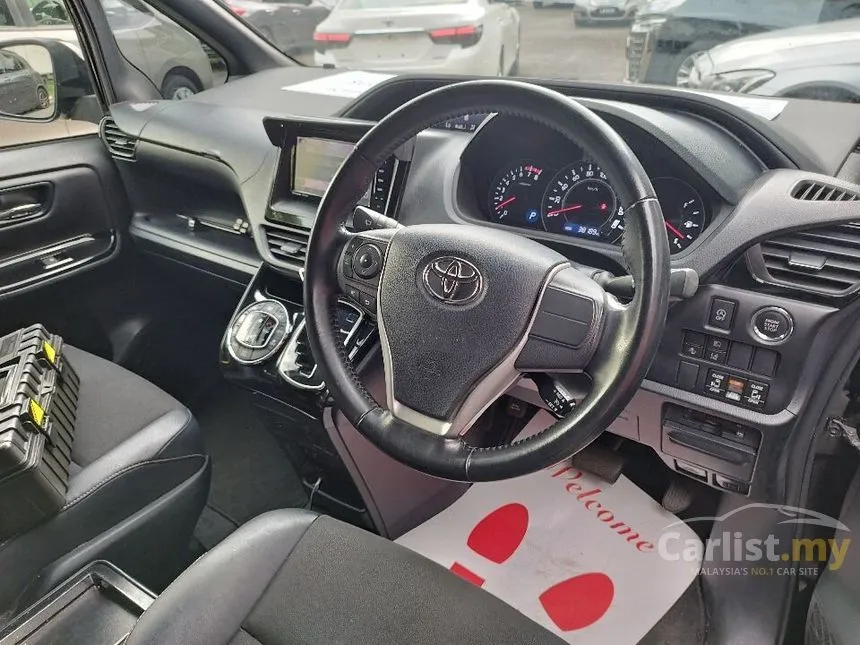2018 Toyota Noah MPV