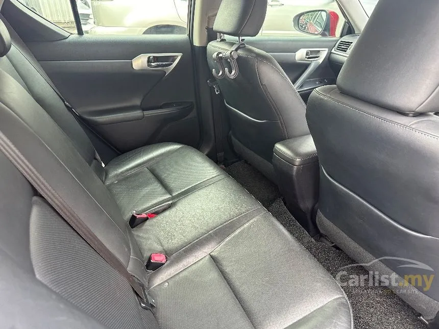 2012 Lexus CT200h Hatchback
