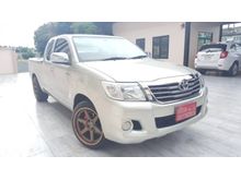 2013 Toyota Hilux Vigo 2.7 CHAMP SMARTCAB (ปี 11-15) CNG Pickup MT