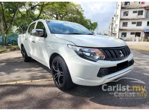 2015 Mitsubishi Triton 2.5 Lite Dual Cab 4X2 Pickup