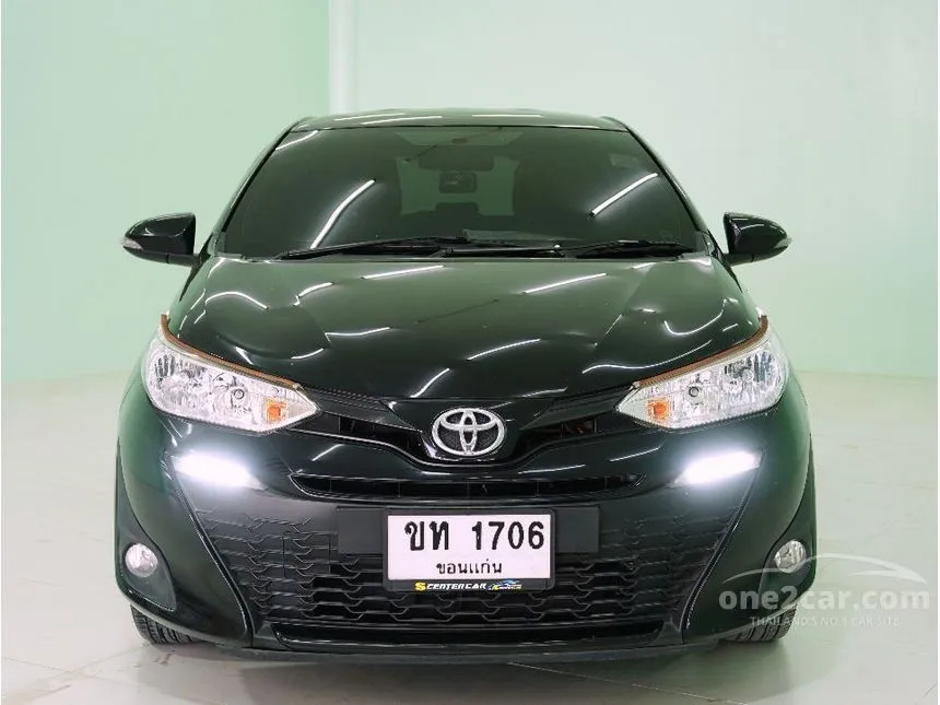 2017 Toyota YARIS E Hatchback