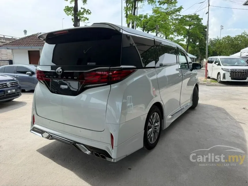 2024 Toyota Alphard Z 7-Seater MPV