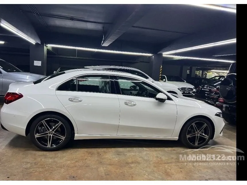 2025 Mercedes-Benz A200 Progressive Line Sedan