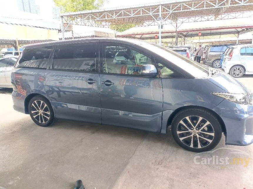 2013 Toyota Estima Aeras MPV