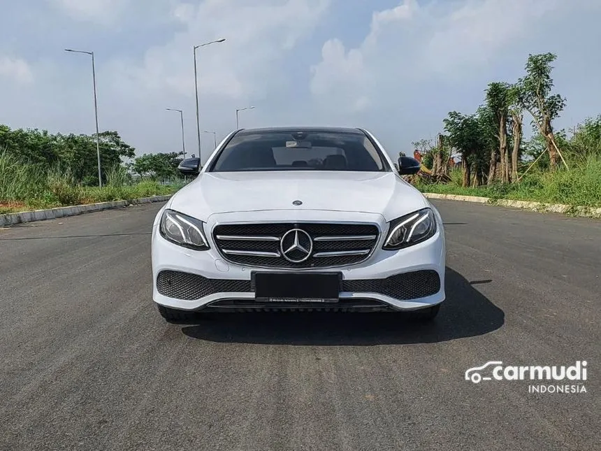 2016 Mercedes-Benz E300 Avantgarde Sedan