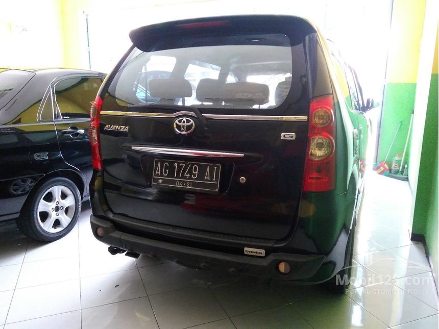 Jual Mobil  Toyota Avanza  2011  G  1 3 di Jawa Timur Manual 