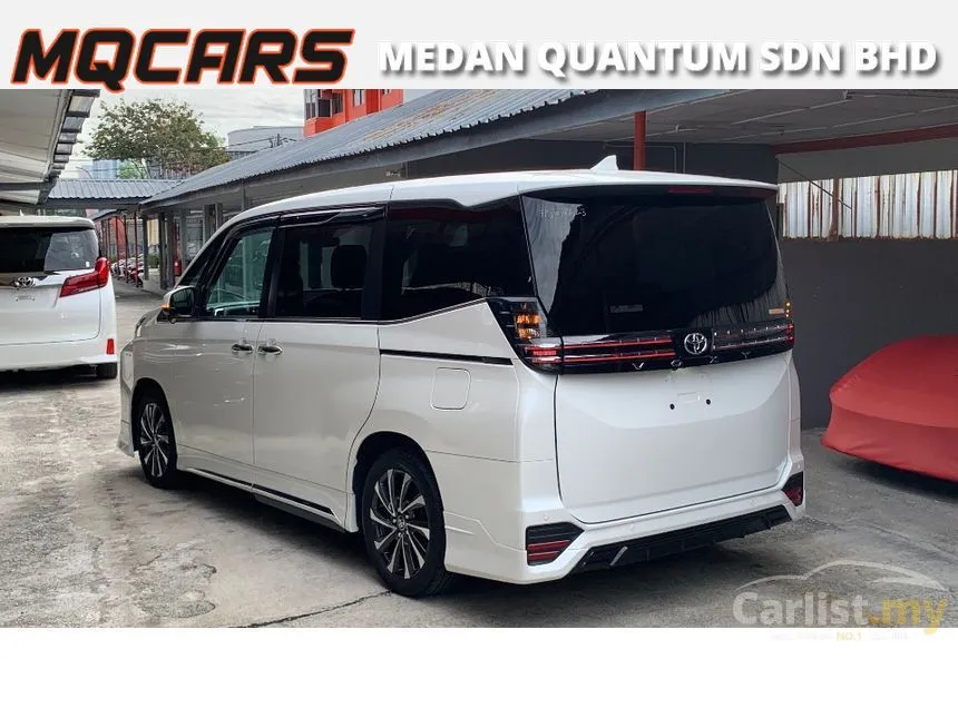 2023 Toyota Voxy S-Z MPV