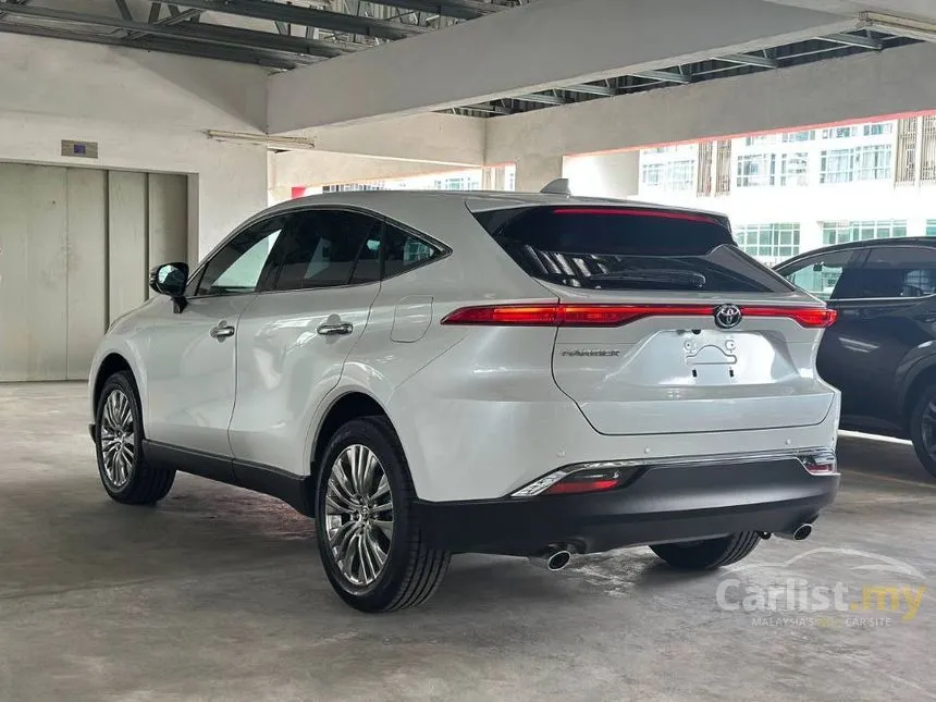 2025 Toyota Harrier Luxury SUV