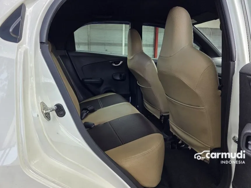 2017 Honda Brio RS Hatchback