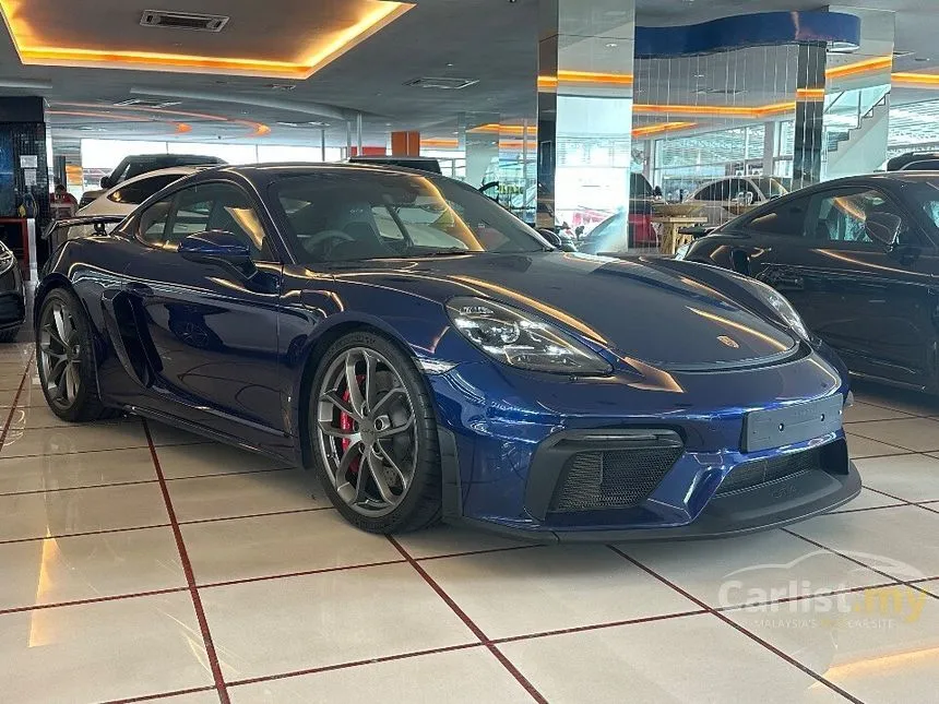 2022 Porsche 718 Cayman GT4 Coupe