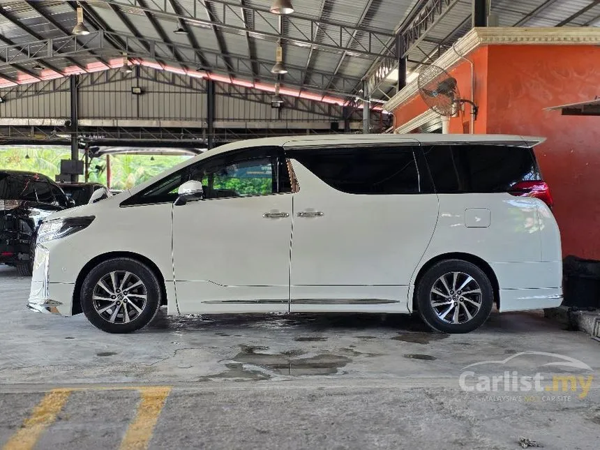 2015 Toyota Alphard G MPV
