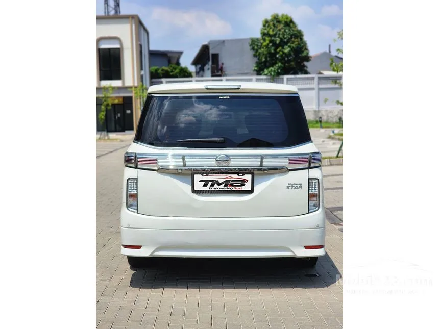 2014 Nissan Elgrand Highway Star MPV